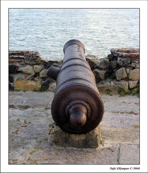 2005 - 11 - Itamaraca - forte orange 09.JPG